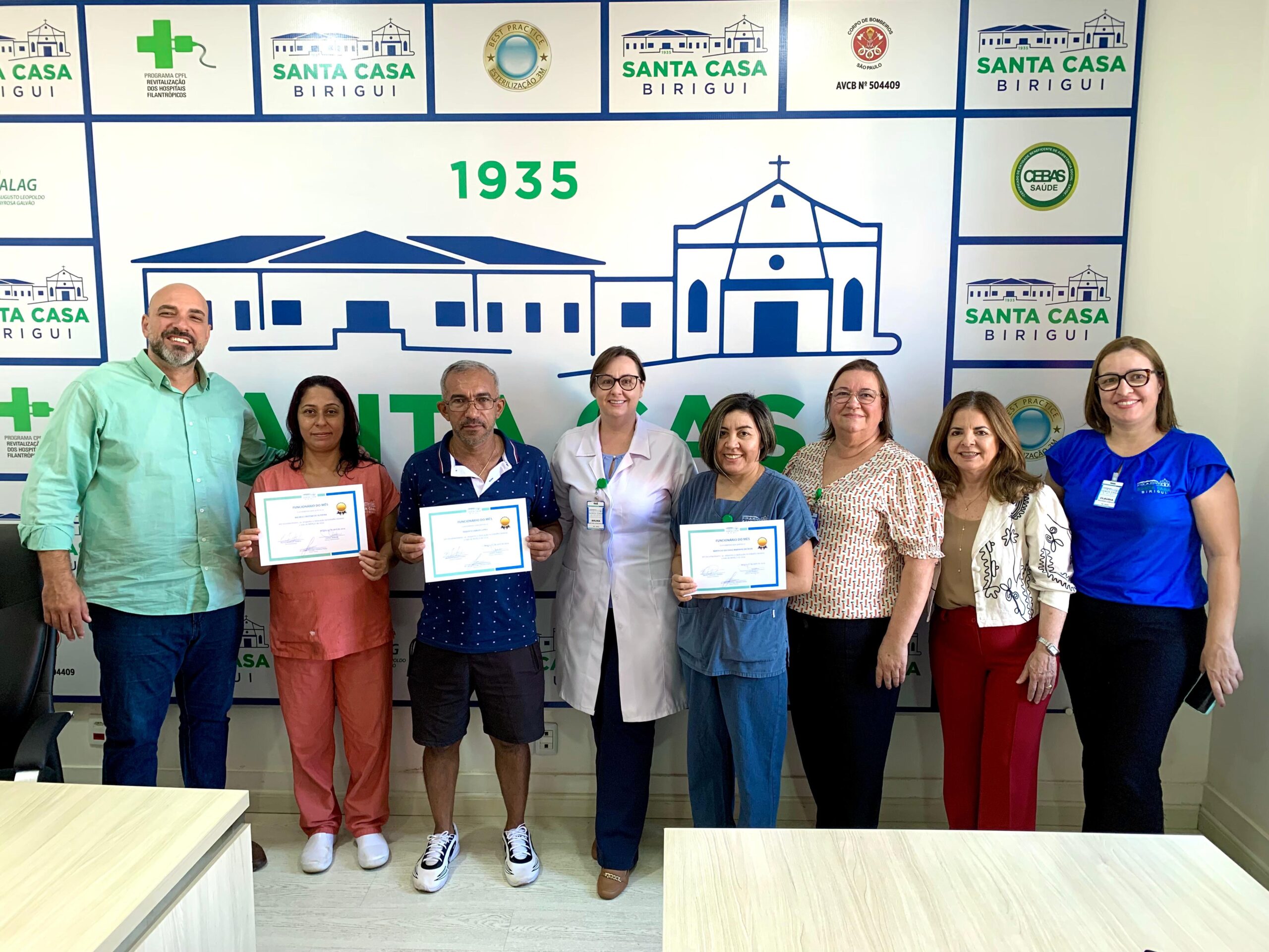 Santa Casa anuncia colaboradores destaques de março do projeto Funcionário do Mês