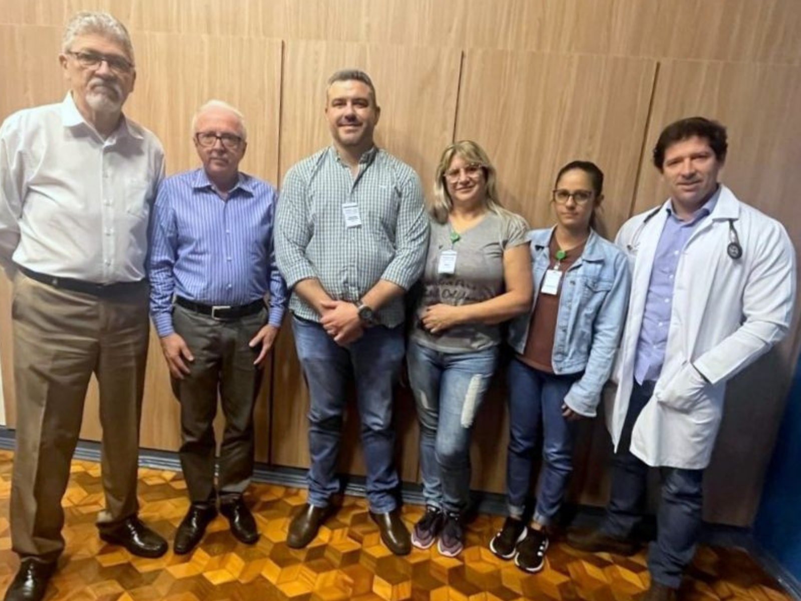 Interventor visita Santa Casa de Araçatuba para conhecer Programa de Residência Médica