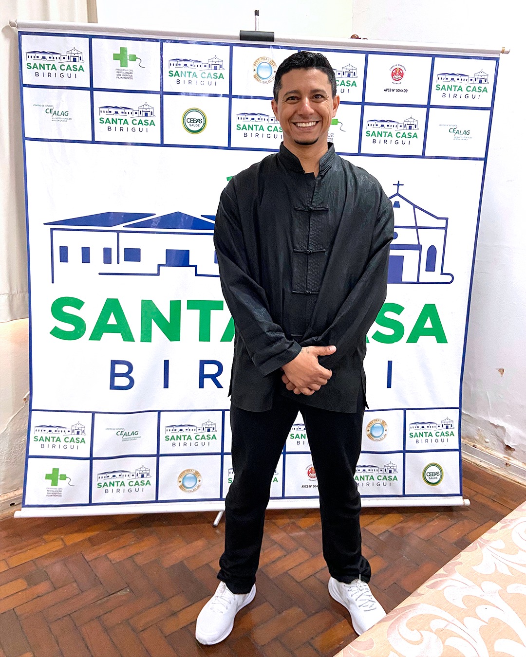 Santa Casa de Birigui promove aula de Tai Chi Chuan em parceria com o Sesc