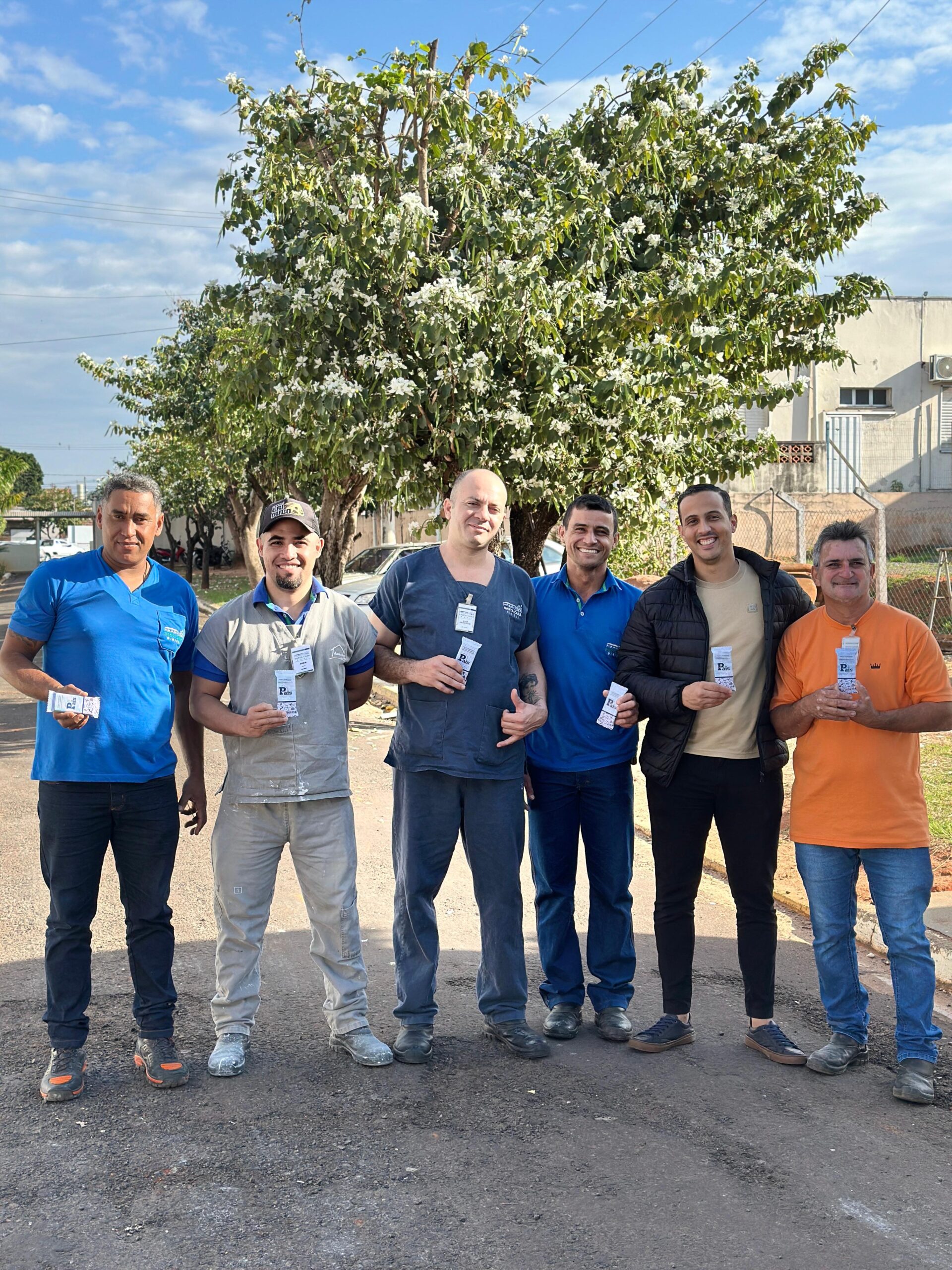 Santa Casa de Birigui homenageia colaboradores pelo Dia dos Pais